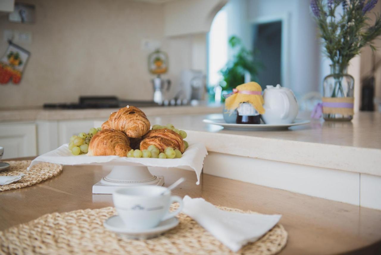 Villa Lilla Sulla Spiaggia Di San Vincenzo Luxury Ngoại thất bức ảnh